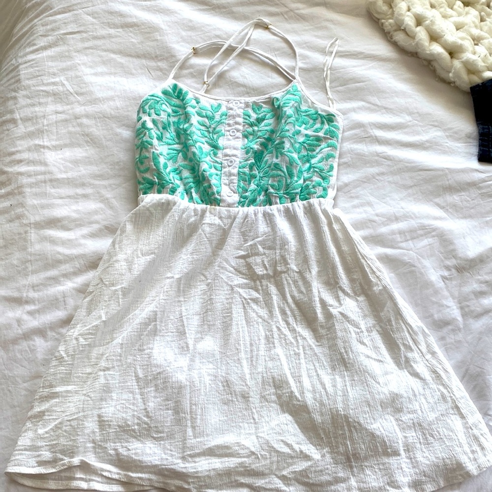 Dress with floral patterns from en crème